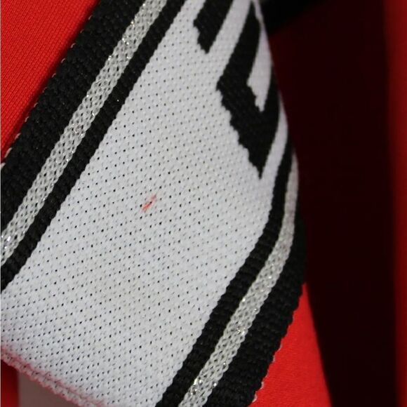 Gizia Sport M2C017 Hooded Athletic Blouse With Mesh Shoulders In Red - Women's 4 - Picture 6 of 15